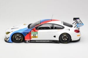 BMW M6 GT3 F13 #42 BMW Team Schnitzer R. Collard / P. Eng ADAC GT Masters Oschersleben 2017 Minichamps 1:18 155172652 Metaal — afbeelding 3 van 6