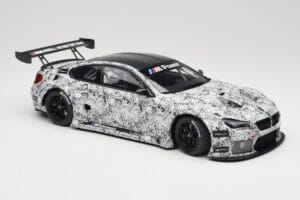 BMW M6 GT3 F13 Presentation Spa 2015 Minichamps 1:18 155152699 Metaal — afbeelding 4 van 6
