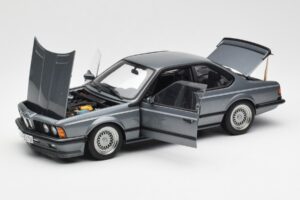 BMW M635 CSi E24 Shadow Line Delphin Metallic AUTOart 1:18 70529 Metaal — afbeelding 2 van 8