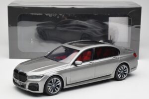 BMW M760i G12 V12 Final Edition Grijs GT Spirit 1:18 GT478 Hars — afbeelding 6 van 6
