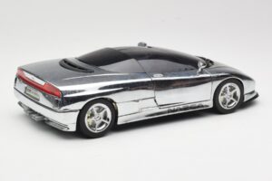 BMW Nazca M12 Chrome Silver Revell 1:18 08916 Metaal — afbeelding 3 van 8