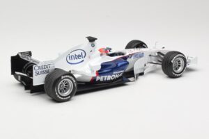 BMW Sauber F1.07 #10 R. Kubica Launch Version 2007 Minichamps 1:18 80430426995 Metaal — afbeelding 2 van 7