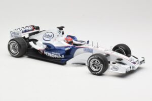 BMW Sauber F1.07 #10 R. Kubica Launch Version 2007 Minichamps 1:18 80430426995 Metaal — afbeelding 4 van 7