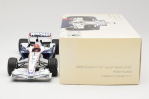 BMW Sauber F1.07 #10 R. Kubica Launch Version 2007 Minichamps 1:18 80430426995 Metaal — afbeelding 6 van 7