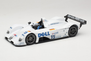 BMW V12 LMR #15 Y. Dalmas / J. Winkelhock / P. Martini 24 Hours of Le Mans Winner 1999 Maisto 1:18 56062 Metaal