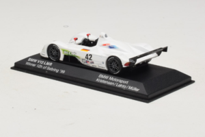 BMW V12 LMR #42 T. Kristensen / J.J. Lehto / J. Muller 24 Hours of Le Mans 1999 Minichamps 1:43 80429418137 Metaal — afbeelding 3 van 5