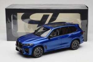 BMW X5 M F95 Competition Marina Bay Blue Metallic GT Spirit 1:18 GT967 Hars — afbeelding 6 van 6