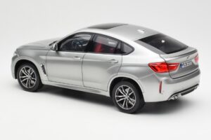BMW X6 M F86 Donington Grijs Metallic Norev 1:18 80432364886 Metaal — afbeelding 7 van 8