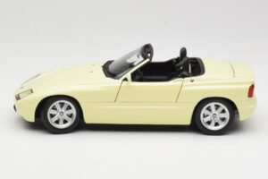 BMW Z1 Geel Minichamps 1:18 180020104 Metaal — afbeelding 4 van 8