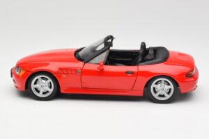 BMW Z3 E36/7 Cabriolet Rood UT Models 1:18 180024330 Metaal — afbeelding 4 van 8