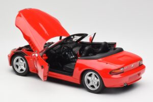 BMW Z3 E36/7 Cabriolet Rood UT Models 1:18 180024330 Metaal — afbeelding 5 van 8