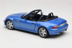 BMW Z3 M Roadster Blauw Dealer Editie UT Models 1:18 80439422939 Metaal — afbeelding 7 van 8