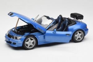BMW Z3 M Roadster Met Bagagedrager Blauw Metallic UT Models 1:18 20416 Metaal — afbeelding 2 van 8
