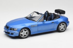 BMW Z3 M Roadster Met Bagagedrager Blauw Metallic UT Models 1:18 20416 Metaal