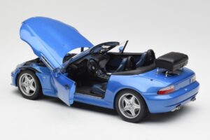 BMW Z3 M Roadster Met Bagagedrager Blauw Metallic UT Models 1:18 20416 Metaal — afbeelding 5 van 8