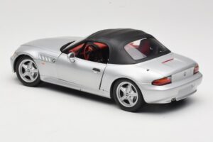 BMW Z3 Roadster 1.8 Zilver UT Models 1:18 20404 Metaal — afbeelding 7 van 8