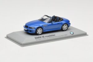 BMW Z3 Roadster 2.8 Blauw Minichamps 1:43 BMW003 Metaal — afbeelding 2 van 4