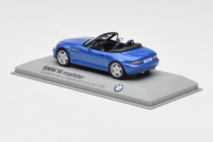 BMW Z3 Roadster 2.8 Blauw Minichamps 1:43 BMW003 Metaal — afbeelding 3 van 4