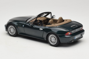 BMW Z3 Roadster 2.8 Donkergroen Dealer Editie UT Models 1:18 80439411713 Metaal — afbeelding 7 van 8