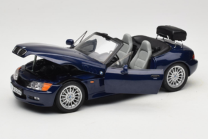 BMW Z3 Roadster Blauw Dealer Editie UT Models 1:18 80439422186 Metaal — afbeelding 2 van 8