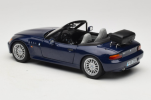 BMW Z3 Roadster Blauw Dealer Editie UT Models 1:18 80439422186 Metaal — afbeelding 7 van 8