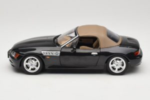 BMW Z3 Roadster Groen Dealer Editie UT Models 1:18 80439411711 Metaal — afbeelding 4 van 8