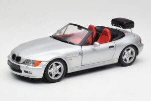 BMW Z3 Roadster Met Bagagedrager Zilver UT Models 1:18 20407 Metaal