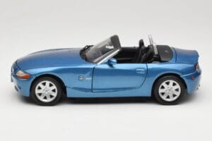 BMW Z4 E85 Blauw Metallic Motormax 1:18 73144 Metaal — afbeelding 4 van 8