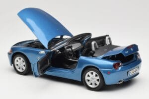 BMW Z4 E85 Blauw Metallic Motormax 1:18 73144 Metaal — afbeelding 5 van 8