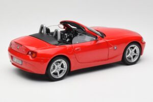BMW Z4 E85 Roadster Rood Bburago 1:18 34046 Metaal — afbeelding 3 van 8