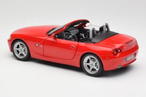 BMW Z4 E85 Roadster Rood Bburago 1:18 34046 Metaal — afbeelding 7 van 8