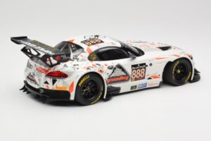BMW Z4 E89 GT3 #888 Triple Eight Racing L. Mowle / J. Ratcliffe 24 Hours of Spa 2015 Minichamps 1:18 151152388 Metaal — afbeelding 2 van 6