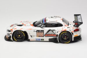 BMW Z4 E89 GT3 #888 Triple Eight Racing L. Mowle / J. Ratcliffe 24 Hours of Spa 2015 Minichamps 1:18 151152388 Metaal — afbeelding 3 van 6