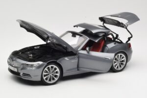 BMW Z4 E89 sDrive 35i Space Grey Metallic Kyosho 1:18 80432147085 Metaal — afbeelding 2 van 8