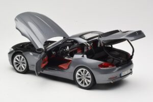 BMW Z4 E89 sDrive 35i Space Grey Metallic Kyosho 1:18 80432147085 Metaal — afbeelding 5 van 8