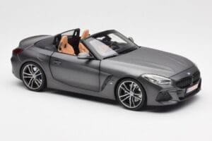 BMW Z4 G29 Grijs Metallic Norev 1:18 183270 Metaal — afbeelding 6 van 8