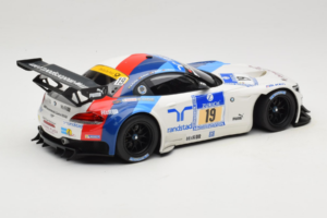 BMW Z4 GT3 #19 Team Schubert J. Muller / D. Muller ADAC 24 Hours Nurburgring 2013 Minichamps 1:18 151132319 Metaal — afbeelding 2 van 6