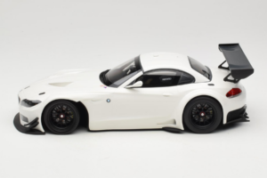 BMW Z4 GT3 E89 Wit Minichamps 1:18 151122301 Metaal — afbeelding 3 van 6