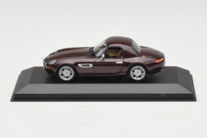 BMW Z8 Bruin Hardtop Minichamps 1:43 BMW019 Metaal