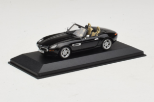 BMW Z8 Cabriolet Zwart Minichamps 1:43 80420026607-R1 Metaal — afbeelding 2 van 4