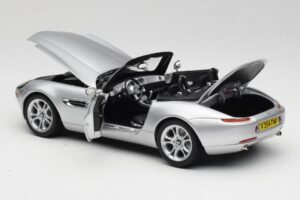 BMW Z8 E52 Cabriolet Zilver Kyosho 1:18 80432411551 Metaal — afbeelding 7 van 8