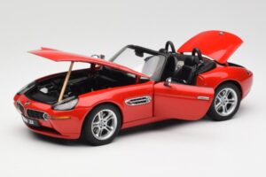 BMW Z8 E52 Rood AUTOart 1:18 70513 Metaal — afbeelding 2 van 8