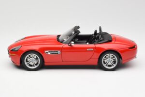 BMW Z8 E52 Rood AUTOart 1:18 70513 Metaal — afbeelding 4 van 8