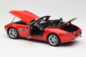 BMW Z8 E52 Rood AUTOart 1:18 70513 Metaal — afbeelding 5 van 8