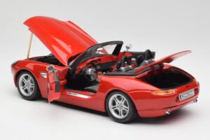 BMW Z8 E52 Rood Metallic Bburago 1:18 18-12032 Metaal — afbeelding 5 van 8