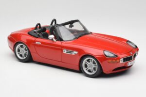 BMW Z8 E52 Rood Metallic Bburago 1:18 18-12032 Metaal — afbeelding 6 van 8