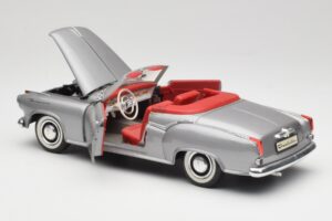 Borgward Isabella Cabriolet Zilver Revell 1:18 8411 Metaal — afbeelding 5 van 8