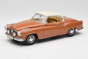 Borgward Isabella Coupe Brons Wit Revell 1:18 08982 Metaal