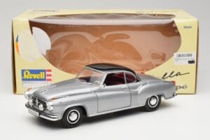 Borgward Isabella Coupe Grijs & Zwart Revell 1:18 8989 Metaal — afbeelding 2 van 8