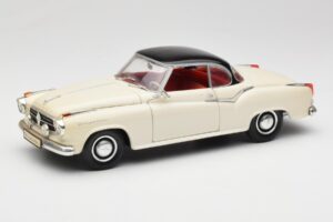 Borgward Isabella Coupe Wit Revell 1:18 8859 Metaal